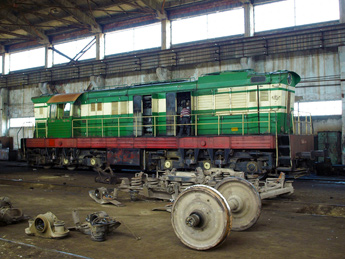 T669 1054 Në ofiçinë