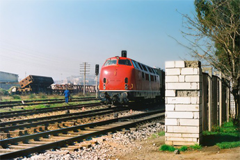 V200 ''2001'' ne Durres Mars 1990