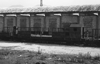 Dy-aksësh me kangjela të lëvizshme Nr:7820