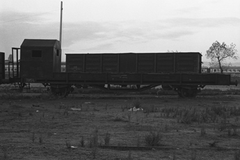 Dy-aksësh me kangjela të lëvizshme Nr:7854