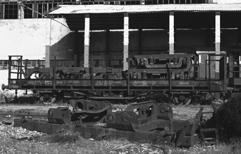 Dy-aksësh me kangjela të lëvizshme Nr:7904