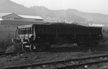 Vetshkarkues anësore Nr:966 3011